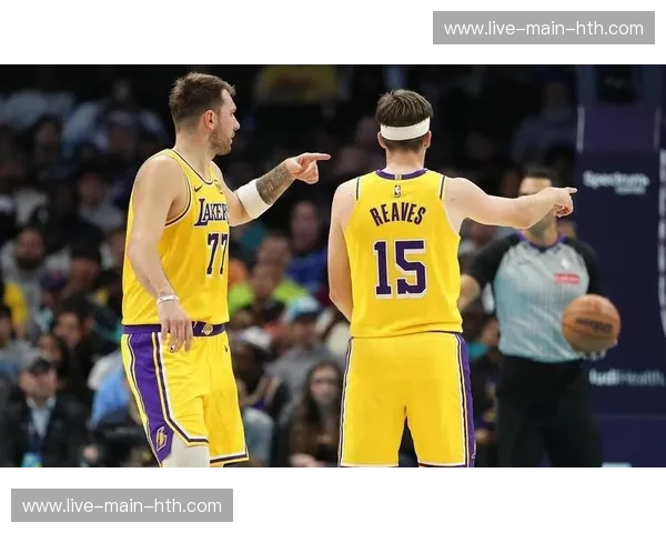 燃烧的星辰：2005火箭与湖人的史诗对决